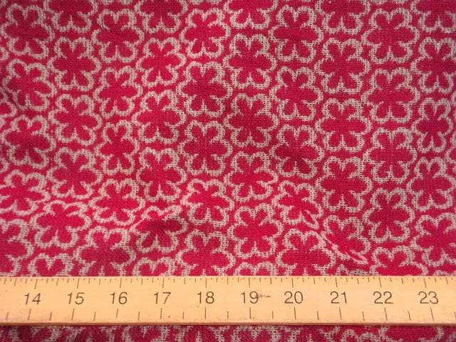 Cerise Daisy Winter Jacquard
