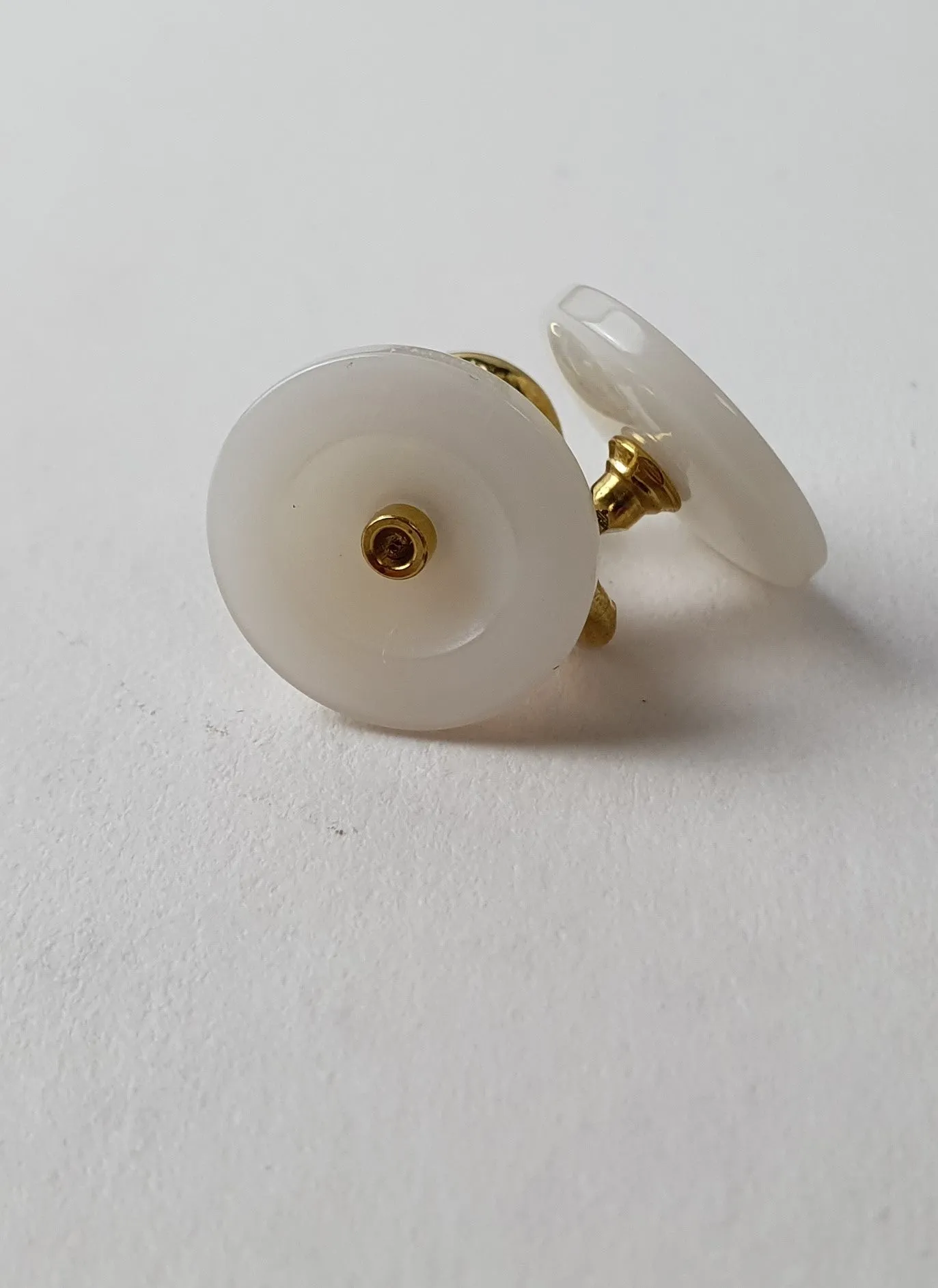 Collar studs (Back)