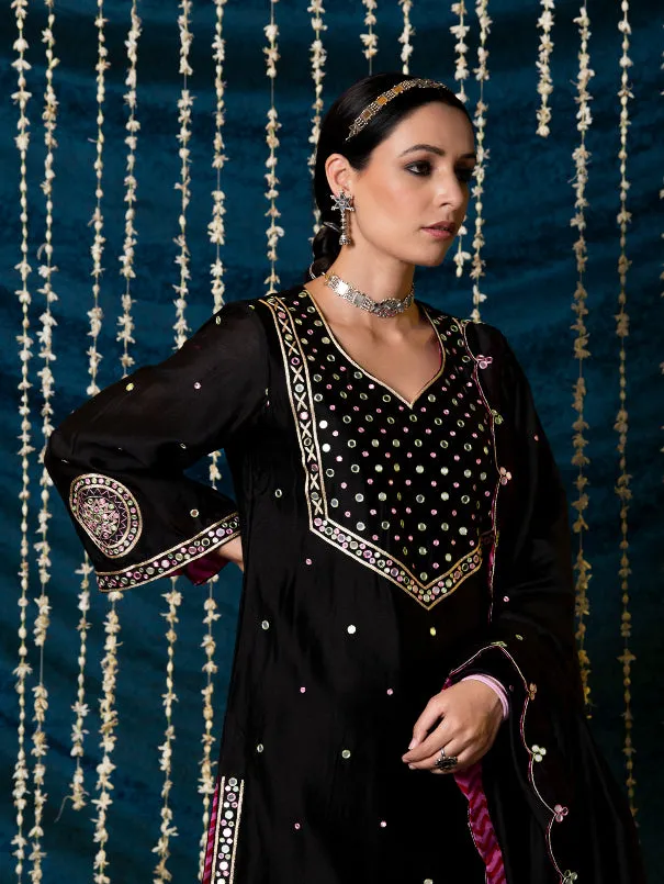 Hunar - Black Embroidered  Chanderi Silk Kurta Set (Set of 3)