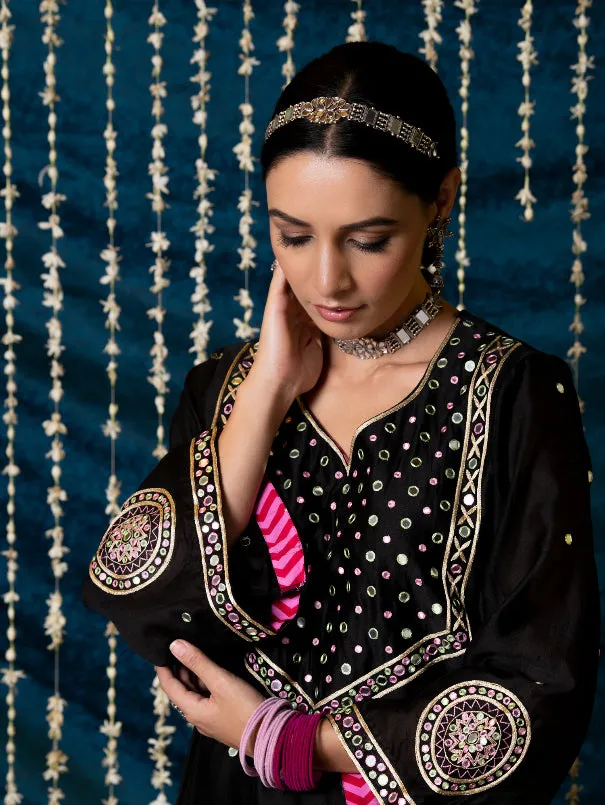 Hunar - Black Embroidered  Chanderi Silk Kurta Set (Set of 3)