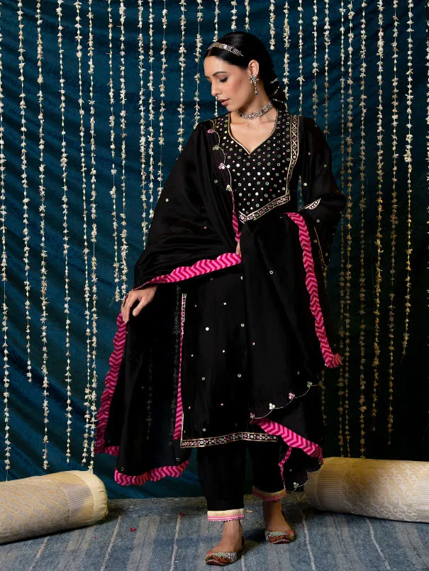 Hunar - Black Embroidered  Chanderi Silk Kurta Set (Set of 3)
