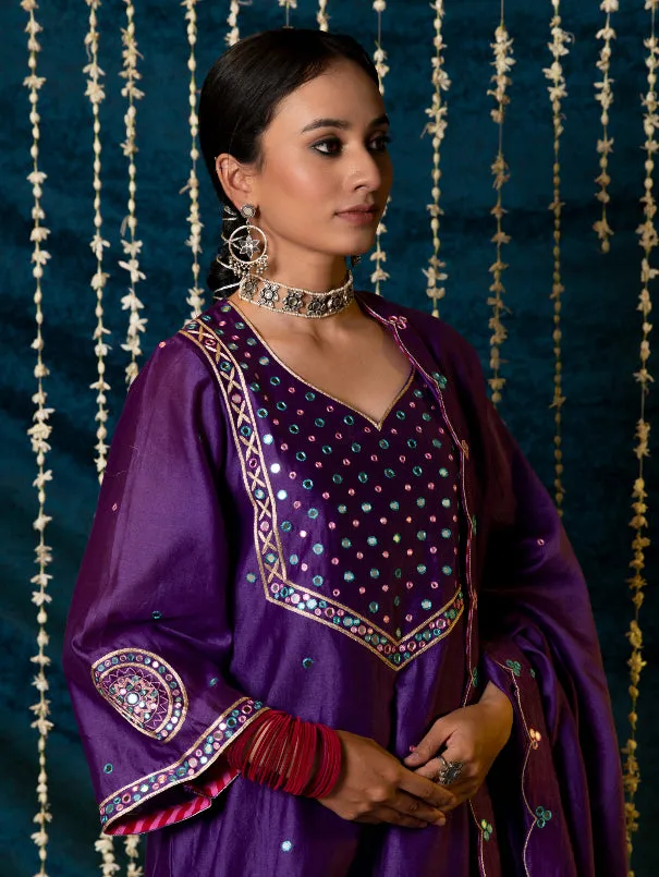 Hunar - Purple Embroidered  Chanderi Silk Kurta Set (Set of 3)