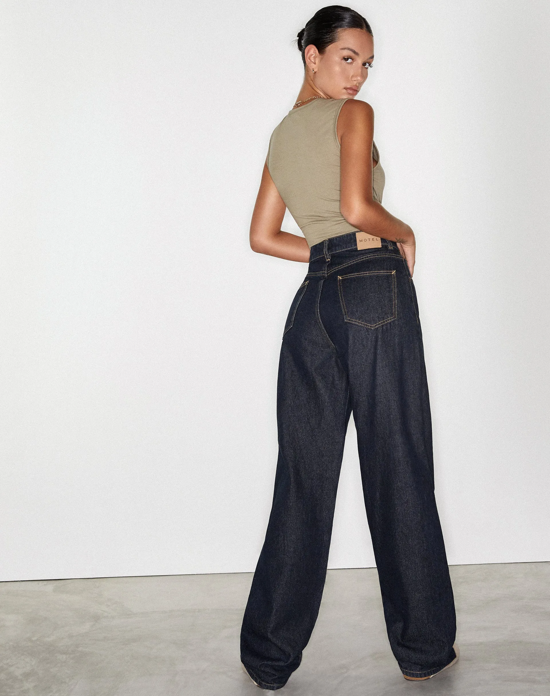 Parallel Jeans in Deep Indigo