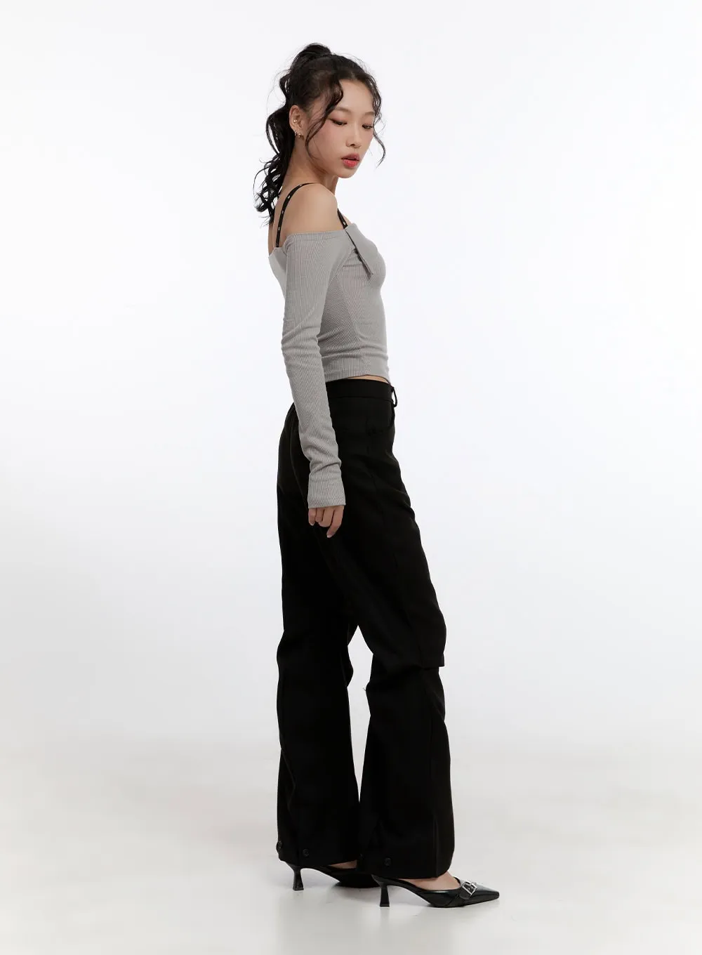 Pintuck Wool-Blend Flared Pants CN421