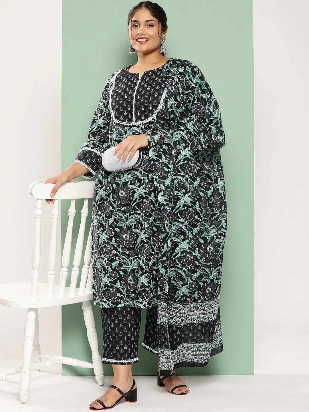 Plus Size Floral Printed Sequined Pure Cotton Kurta With Trousers & Dupatta