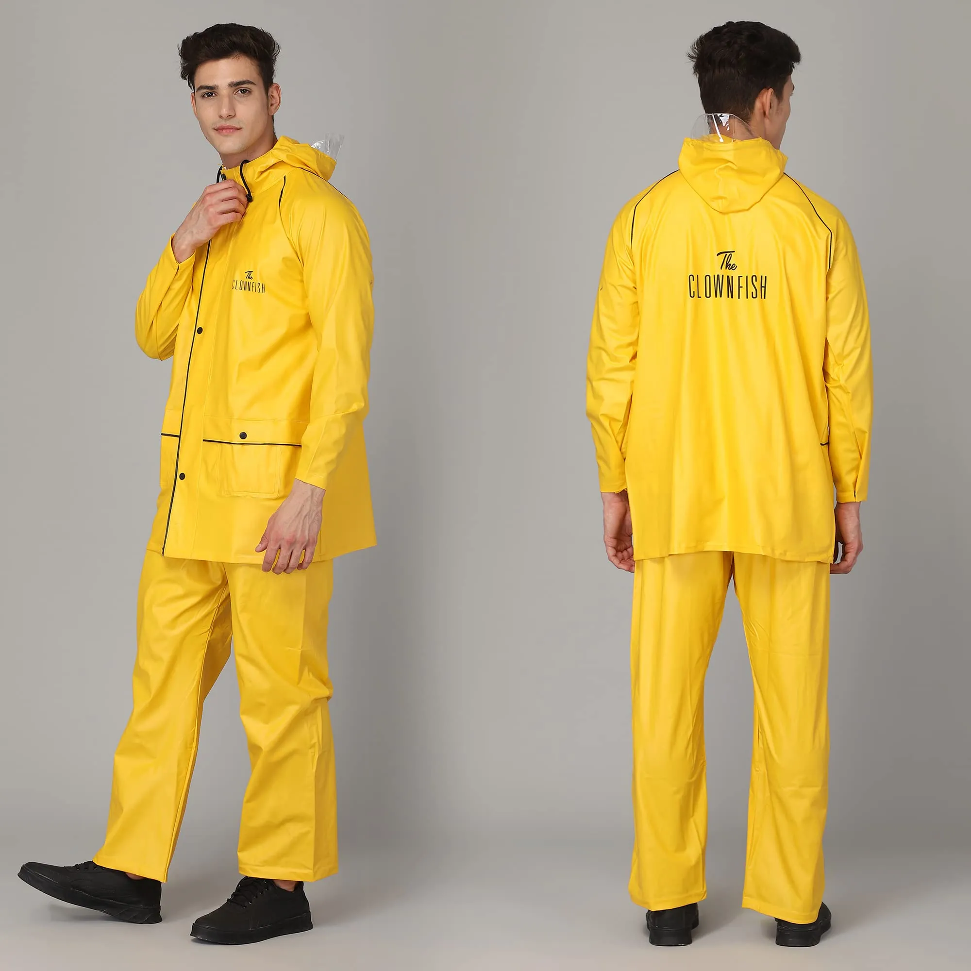 STRAUSS THE CLOWNFISH Roberto Series PVC Rain Coat for Men Waterproof for Bike With Hood Raincoat for Men Set of Top and Bottom Packed in a Matching Storage Bag (Yellow With Black Piping, Large)