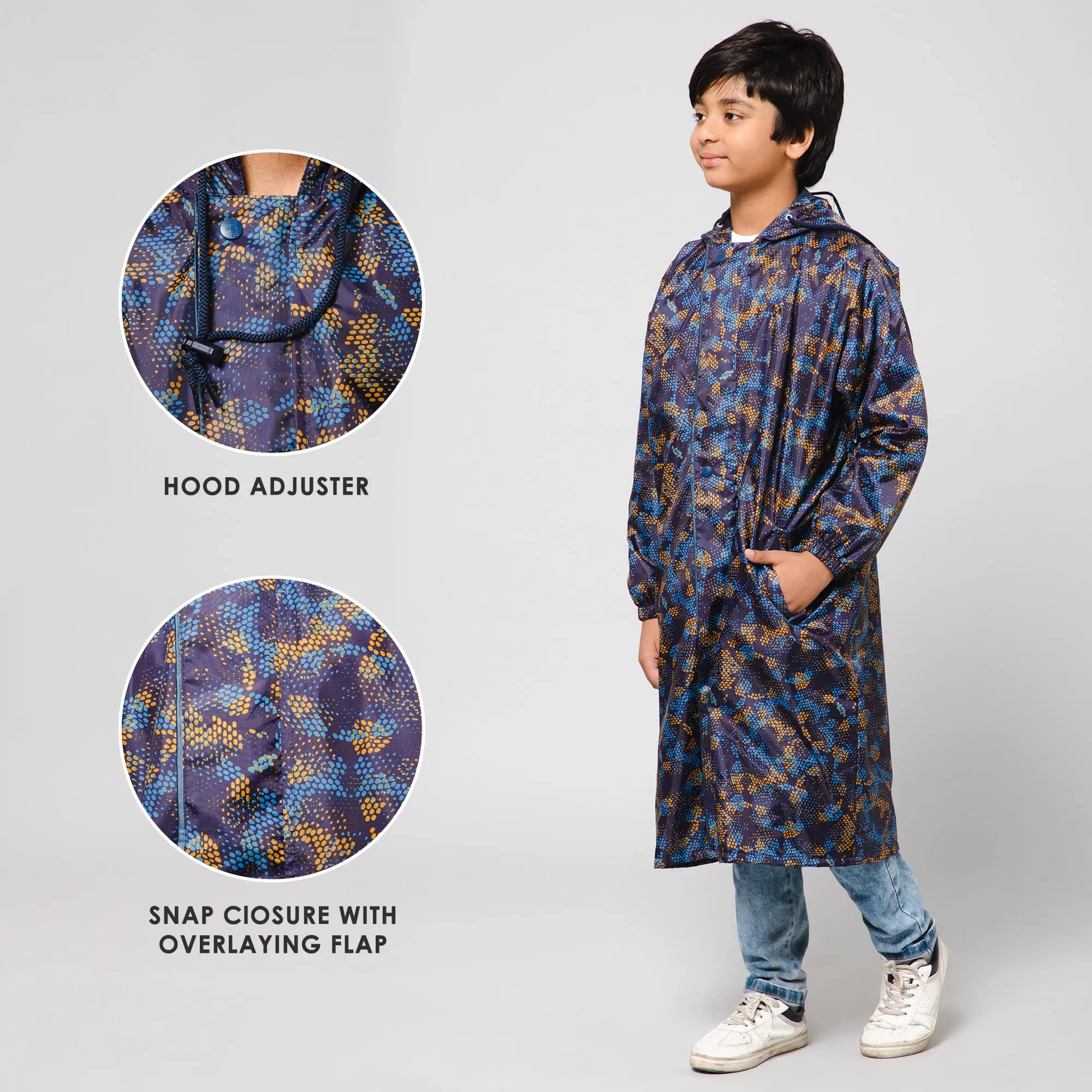 THE CLOWNFISH Splash Squad Series Kids Raincoat Waterproof Polyester Double Coating Reversible Longcoat with Hood and Reflector Logo at Back. Printed Plastic Pouch. Kid Age-7-8 years (Midnight Blue)